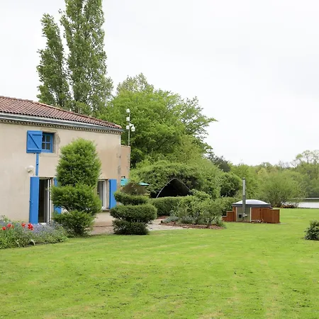 Holiday home Au Lit D'o *